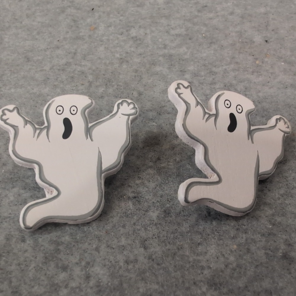 Cute Ghost‎ Earrings White Halloween Spooky Fun Novelty - Picture 1 of 2